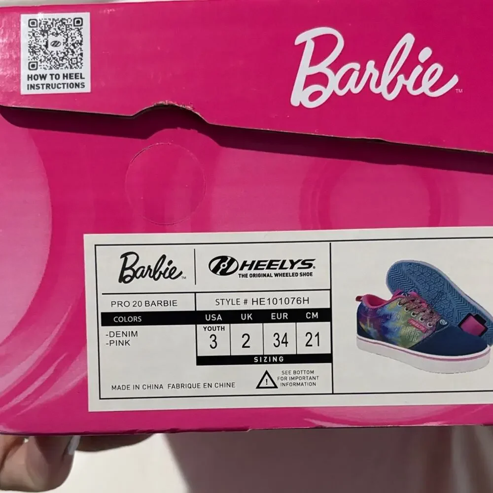 Heelys 3 Barbie Edition new in box never worn really cute subtle barbie theme